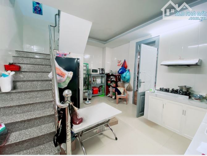 🏡 BÁN GẤP NHÀ HẺM Ô TÔ NGỦ TRONG NHÀ – NGAY TRUNG TÂM QUẬN 7 – 78m2 chỉ 6.45tỷ - 2
