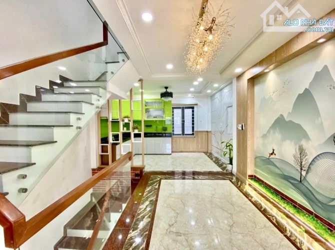 4.25❌13m, BÁN NHÀ 5 TẦNG, HẺM 8M, 1/ LÂM THỊ HỐ, TCH, Q.12, 5 TỶ HƠN - 2