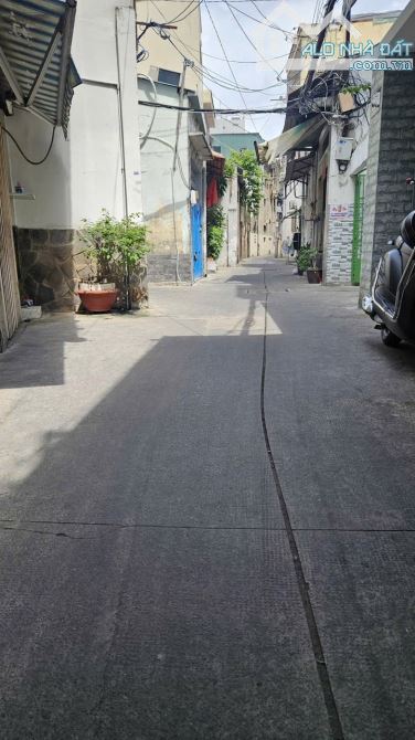 3 CĂN RA MẶT TIỀN NGUYỄN VĂN ĐỪNG Q.5 - HẺM 4M - THÔNG TỨ PHÍA - CHÍNH CHỦ LÂU NĂM - 2