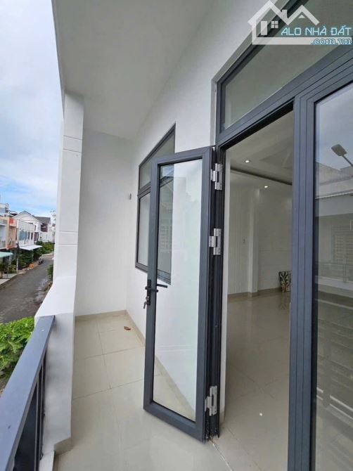 🌱 NHÀ 1 TRỆT 1 LẦU ĐƯỜNG B5 KDC HƯNG PHÚ 1 - GẦN SIÊU THỊ GO CẦN THƠ - 2