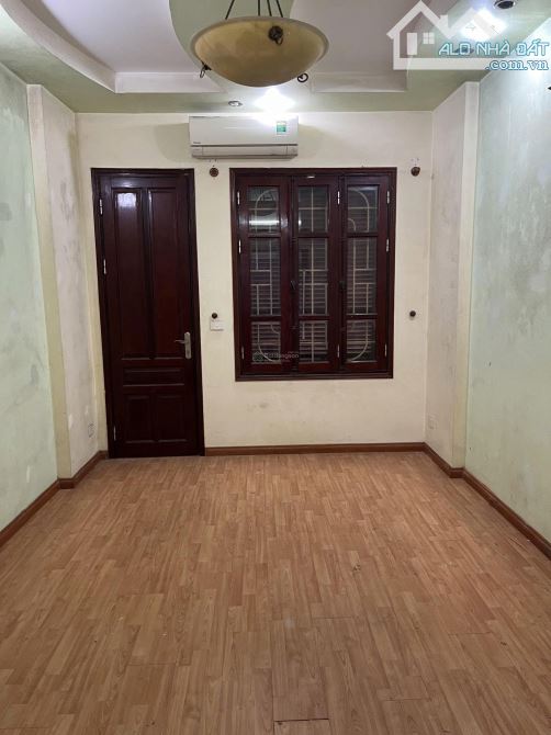 Cho Thuê Nhà 5 Tầng Riêng Biệt 75m² –  Hoa Bằng, Cầu Giấy, Giá 30 Triệu/Tháng - 2