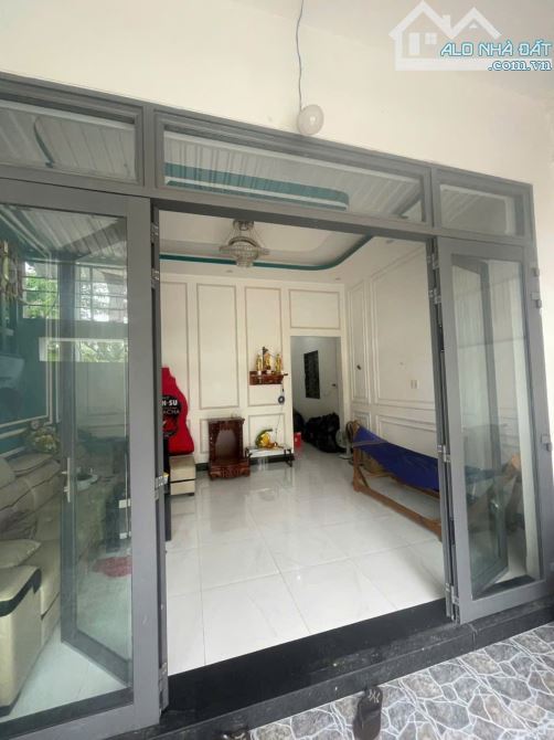Cô 4 cần tiền bán nhà Trung Tâm Hóc Môn – Giá 970Triệu, 79m2 Sổ Hồng Riêng - 2
