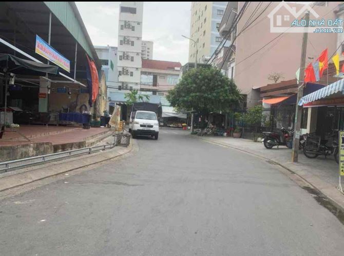 BÁN ĐẤT TẶNG NHÀ MẶT TIỀN PHƯỚC MỸ 2 - 120M2 - MT:7M - NỞ HẬU - NGAY CHỢ PHƯỚC MỸ - 17.2 T - 2