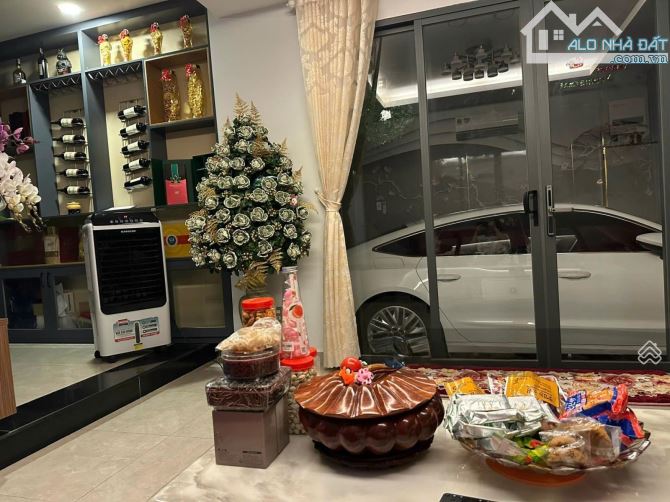 Bán biệt thự ngang 7m đường Nguyễn Minh Hoàng, P12, Tân Bình, giá 23.5 tỷ TL - 2