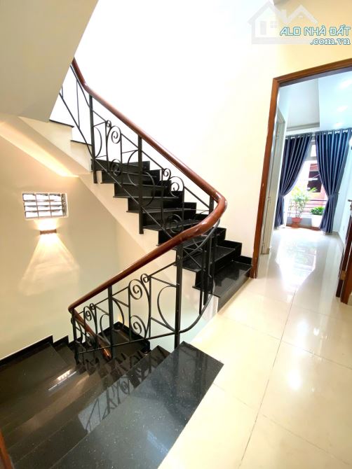 Bán gấp nhà HXH 419 Cách Mạng Tháng Tám Quận 10, 4x17m, 3 tẩng chỉ 10 tỷ - 2
