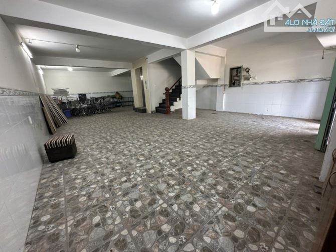 CHO THUÊ TOÀ NHÀ 7 TẦNG - THANG MÁY - LÔ GÓC 2 MẶT TIỀN KINH DOANH - 1250M2 SỬ DỤNG - 2