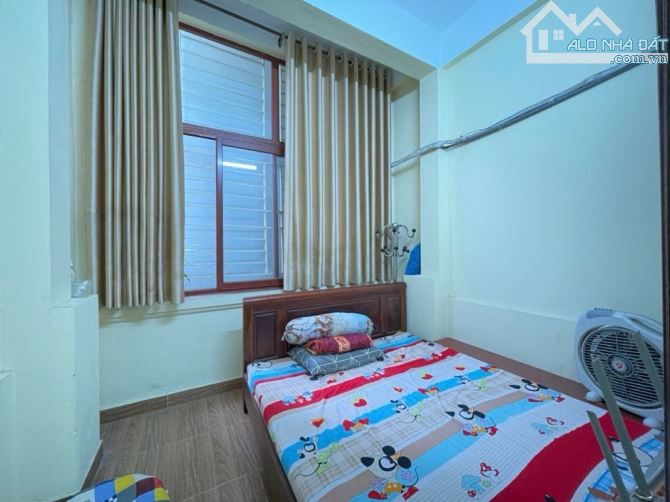 Bán siêu phẩm phố vip hào nam TT đống đa ô tô đỗ cách 10M -20m ra mặt phố thoáng sáng - 2