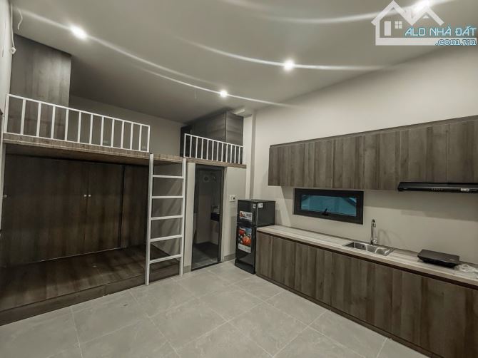 Bán CHDV Quận Ba Đình - LÔ GÓC, THANG MÁY - 61m2, 6 Tầng - 15 Phòng - 14,2 Tỷ - 2