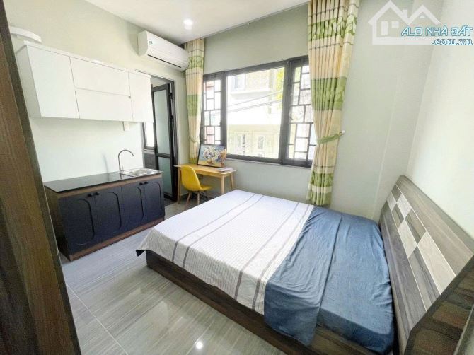 Studio cửa sổ trời siêu thoáng quận 10 - 2