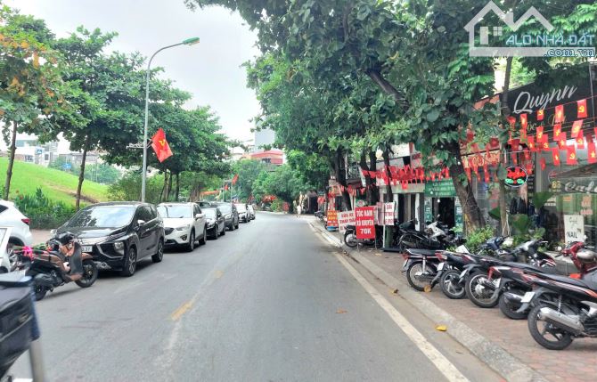 Nhà đẹp lung linh, gần cầu Chương Dương, 35m2- 6T- thang máy, ô tô tránh - 2