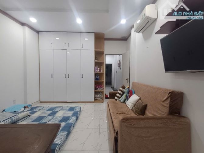 Nhà Mặt Tiền Đường 20m KDC Chợ Lớn Phạm Thế Hiển – 3 Tầng – SHR – Giá 7.5 Tỷ TL - 2