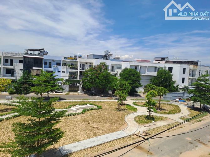 Biệt thự Marina kiệt tác bên bờ sông Hàn, biểu tượng đẳng cấp nhà đầu tư thành đạt - 2