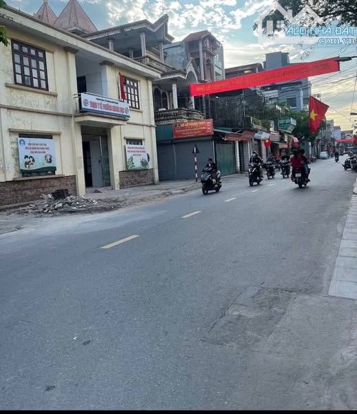 PHƯỜNG PHÙ KHÊ, BẮC NINH 📐 Diện tích: hơn 40m2 ➡️ Mặt tiền: 4m – Mặt hậu: nở , cực đẹp 📍 - 2