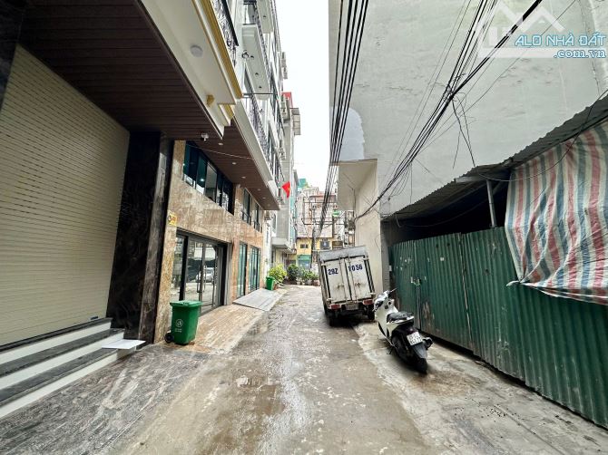 (Tin thật 100%) Bán chung cư mini 2 mặt tiền 70m2 x 9T ở Doãn Kế Thiện - Ô tô tránh - DT - 2