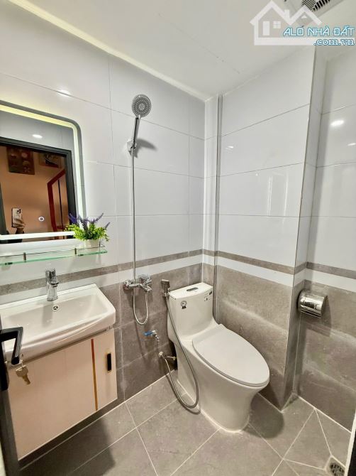 BÁN NHÀ LÔ GÓC VĂN CHƯƠNG, TRUNG TÂM ĐỐNG ĐA – GIÁ 4.25 TỶ, VỀ Ở NGAY - 2