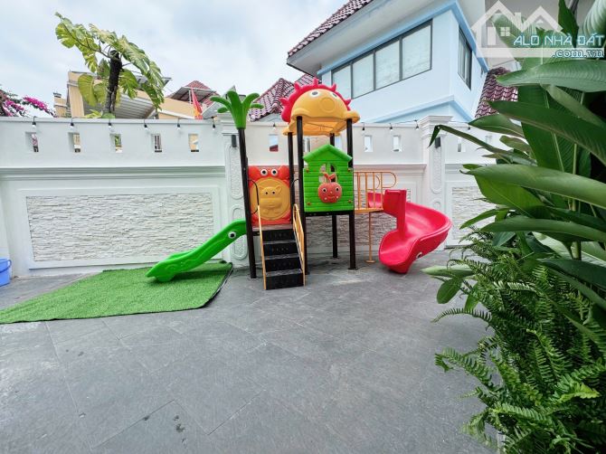 Biệt thự nằm trên Đồi Ngọc Tước, gần Bãi Sau và trung tâm Vũng Tàu. - 2