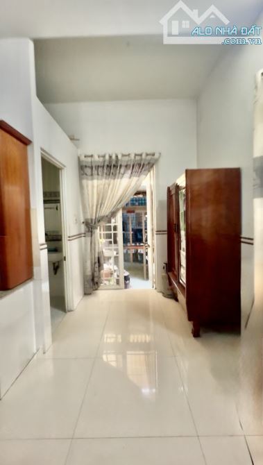 Gấp Bán nhà Hẻm Xe Hơi đường Tỉnh Lộ 10, 283m2 ( 6.3 x 40 NH 12m ) 3 TẦNG 4PN, Giáp Quận 6 - 2