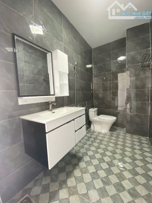 📣📣 Bán nhà 1 Trệt 1 lầu 78m2 Sổ riêng thổ cư (P. Quyết Thắng) chỉ 2T9 - 2
