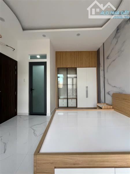 🌟Siêu Phẩm 2MT - Trung tâm Q4 - 4 Tầng BTCT 87m2 - 💰Chỉ 8 Tỏi 880 TL - 2