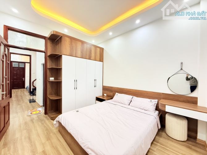 Bán gấp F0 Hàng Bè Mậu Lương 4 tầng KD vỉa hè 11 tỷ hơn - 2