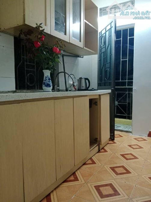 Bán nhà Tập thể Sài Đồng - ô tô cách nhà 20m - 70m - 2.8 tỷ - 2