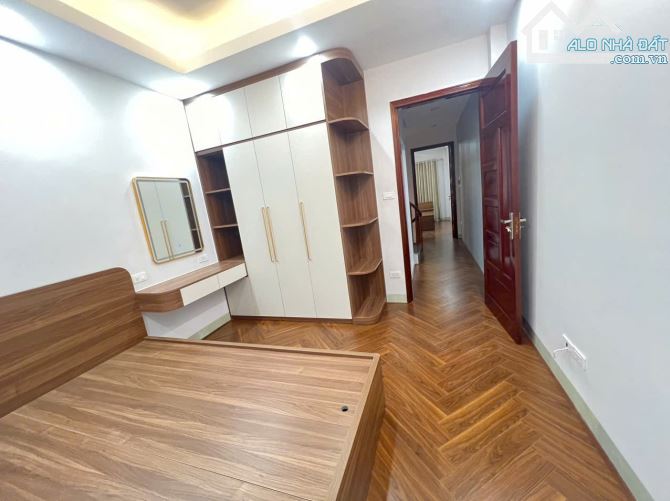 Nhà mới đẹp nội thất xịn về ở ngay Yên Ngưu Tam Hiệp Thanh Trì Diện tích 40m2 5 tầng ngõ t - 3