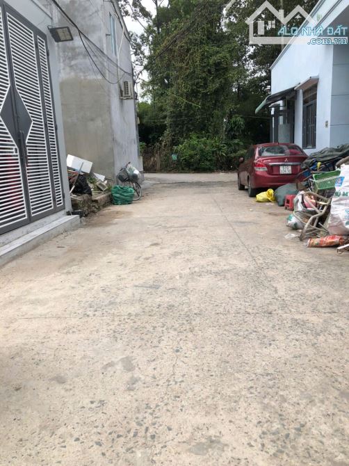 BÌNH NHÂM LÁI THIÊU NHÀ CẤP 4 ĐƯỜNG Ô TÔ DT 97 M2 GIÁ 2,8 TỶ TL - 3