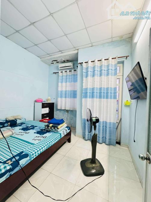 BÁN NHÀ 2 TẦNG 4,5M x 16M HXH CHỈ 2,98TỶ CÒN TL - 3