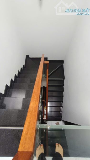 Bán gấp nhà đẹp 3 tầng, Hương Lộ 2, Bình Tân, 48m², thiết kế hiện đại, ô tô đỗ cửa, 5.x tỷ - 3