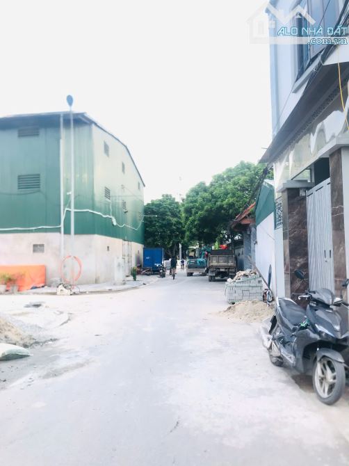 KHU ĐẤU GIÁ DU NỘI MAI LÂM, THÔNG Ô TÔ TRÁNH, VÀI BƯỚC RA QUỐC LỘ 3 LIÊN TỈNH - 3