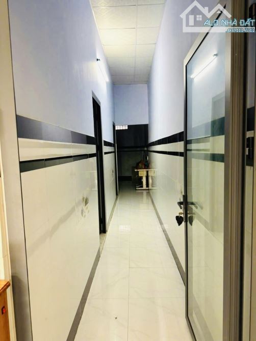 Bán Nhà Hóc Môn - 101M2 (4,2 x 24m )- Cấp 4  Hẻm Ba Gác -  Chỉ 2,89Tỷ. - 3