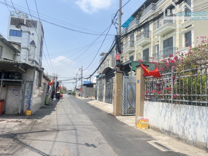 RA GẤP LÔ ĐẤT MẶT TIỀN GẦN NGÃ TƯ BÌNH PHƯỚC, DÒNG TIỀN KHỦNG, 1800m2, CHỈ 62 TỶ. - 3