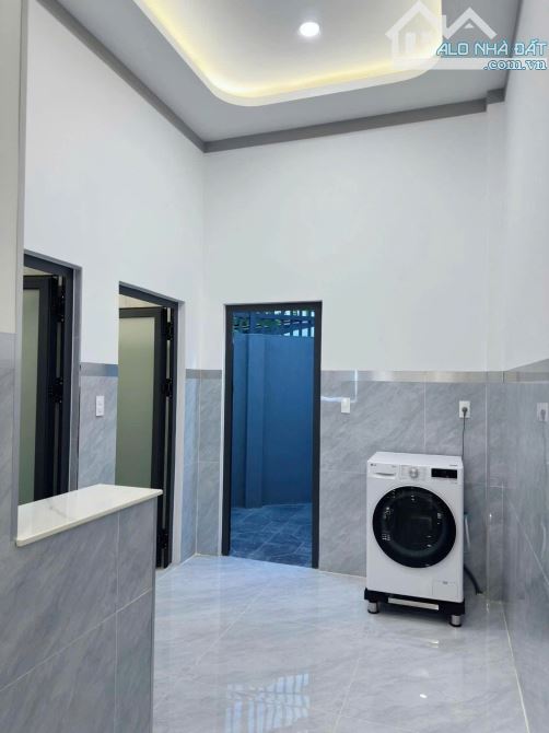 :  🏡 BÁN NHÀ KIỂU BIỆT THỰ - GIÁ CHỈ BẰNG NHÀ CẤP 4! 🔥 - 3