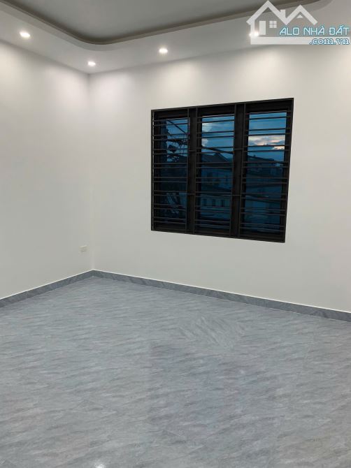 Bán nhà mặt ngõ 435 Đằng Hải ☯️ Hướng Tây tt Diện tích: 46m2 nhà 3 tầng Công năng: 3ngủ, 3 - 3