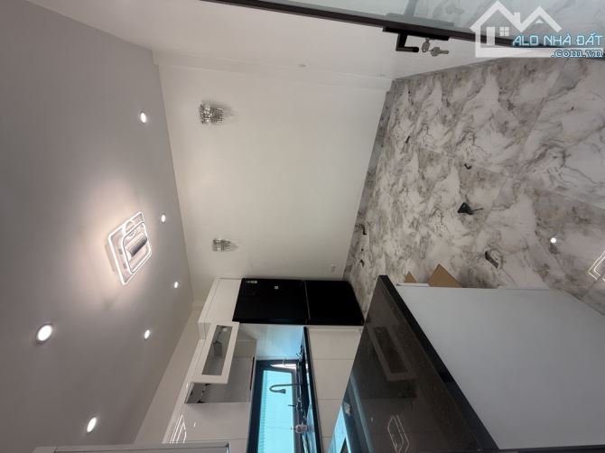 💥💥💥 BÙM! NHÀ 45M² THANG MÁY ÊM RU-  MINH KHAI - LUNG LINH – HÀNG XÓM TIME CITY – 8xxTỶ - 3