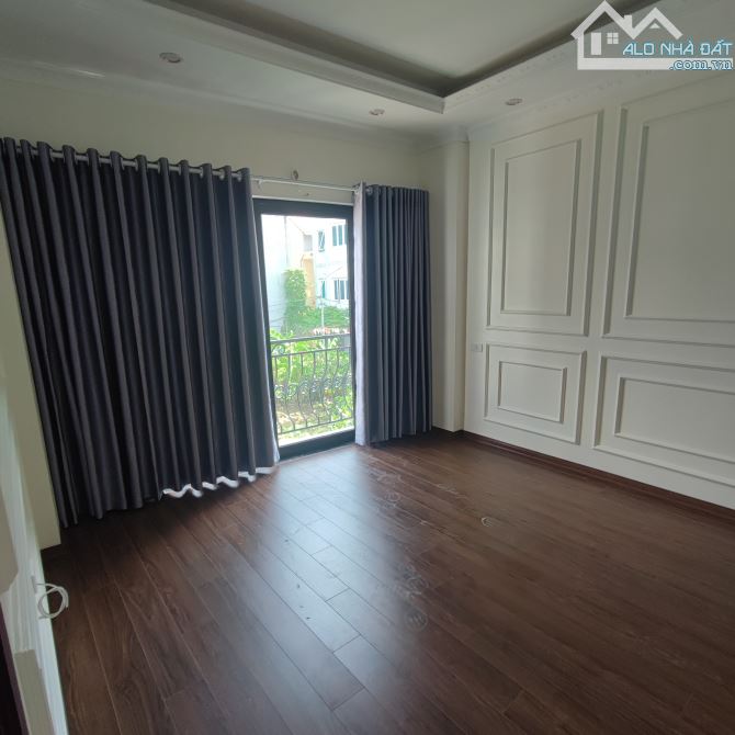 🏡 LAI XÁ - 5 tầng – mt : 5.4m – ô tô vào nhà - 5.35 Tỷ - 3