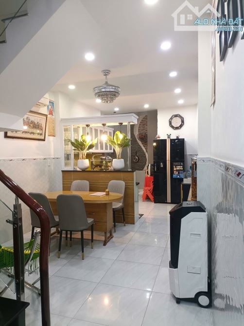 Bán nhà HXH  Đ. Nguyễn Đình Khơi P.4 Tân Bình giá 8.5 tỷ TL - 3
