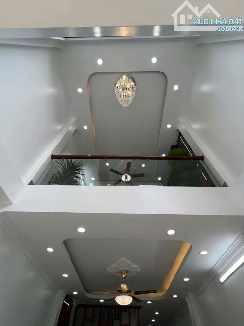 Đông Mỹ, Thanh Trì, 4 tầng 8.6 tỉ thang máy nhập khẩu, full nội thất xịn - 3