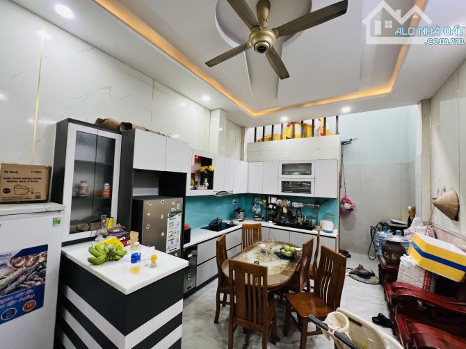 4 Tầng Khu Bình Long Đs 8 BHHA Bình Tân-DT 4*20m- giá 7,5 tỷ - 2