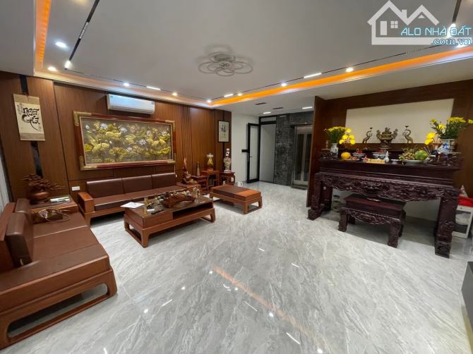 bán nhà phố nguyễn khắc viện giang biên 65m 5T MT6.3m 24.7 tỷ ô tô tránh vỉa hè kd - 3