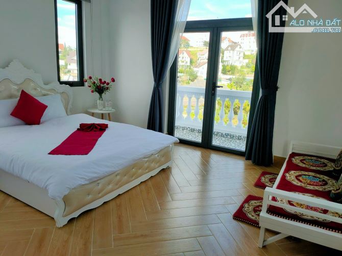 Bán gấp villa CAO CẤP Mũi tàu 2MT Lý Nam Đế -  P8 Đà Lạt - Gía rẻ chỉ 23 tỷ - 3