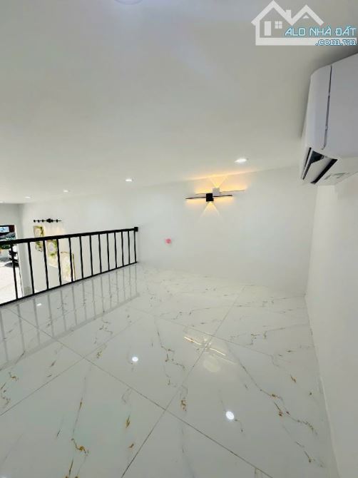 HIẾM – TẬP THỂ THANH XUÂN BẮC – VỈA HÈ Ô TÔ TRÁNH – KINH DOANH BẤT CHẤP - 3