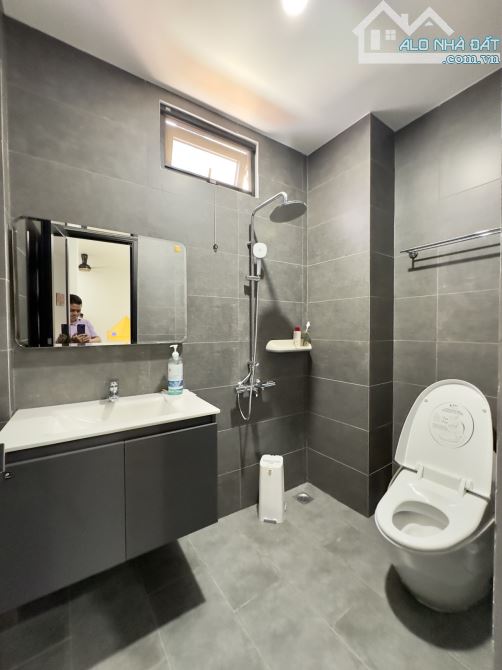 Bán nhà hẻm xe hơi, 4 lầu, nhà đẹp, nở hậu, dt 70m2, đường Tô Hiến Thành, Q10, giá 11.6 tỷ - 3