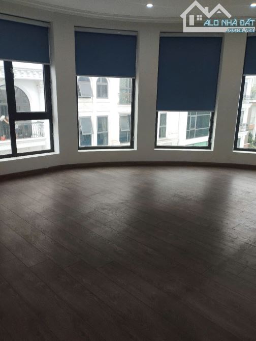 Cho Thuê Tầng 6 Riêng Biệt 160m² – Nam Trung Yên, Cầu Giấy, Giá 35 Triệu/Tháng - 3