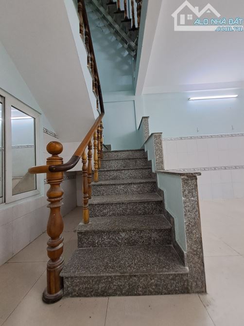 Bán nhà hẻm 2 xe hơi tránh, dt 60/56m2, 2 lầu, Q10, CMT8, giá 9.6 tỷ - 3