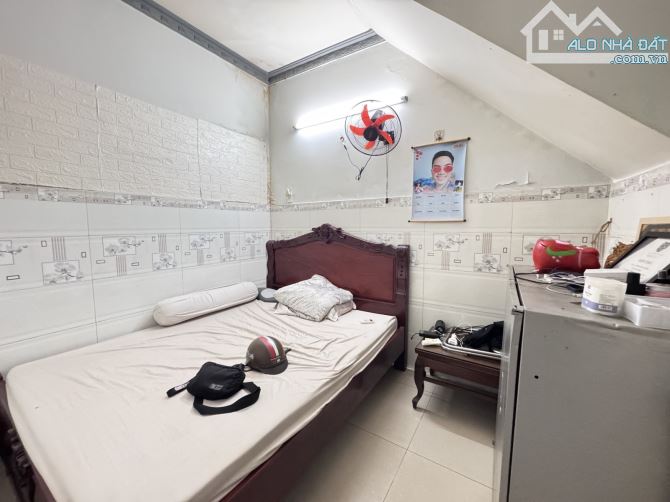 Bán nhà Dương Bá Trạc Quận 8, 50m2, 2 tầng, 3PN. - 3