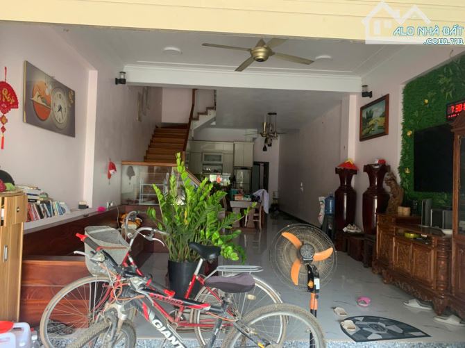 BÁN NHÀ 3 TẦNG, 90M2, FULL NỘI THẤT, SẴN Ở LUÔN - 3