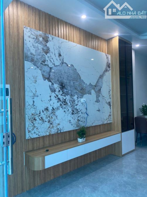 BÁN CĂN NHÀ 3 Tầng ĐẸP GIÁ RẺ Ngõ Phố Tống Duy Tân TP HẢI DƯƠNG Cũ- Tp Hải Phòng Mới - 3