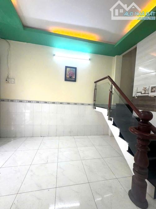 2.99 - (3.6 x 7) - Bà Hom (Q6) - Gần vòng xoay Phú Lâm - Cách HXH 2 căn - 2PN 2WC - SHR - 3
