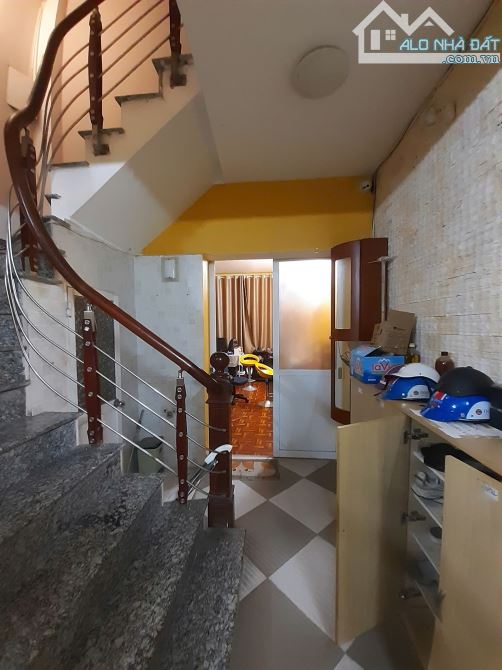 ( 16 TỶ ) BÁN NHÀ PHÂN LÔ – Ô TÔ VÀO NHÀ– NGÕ 106 HOÀNG QUỐC VIỆT– NGÕ OTO TRÁNH – 43,4M2 - 3